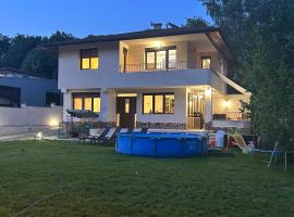 Villa Amity, hotel em Varna