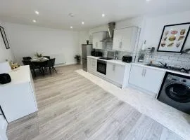Ysgol Corner by PJ Stays
