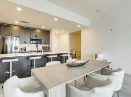Walk to Bayfront Park Bright Condo with Pool Access