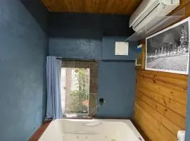 Suíte com Hidro no centro