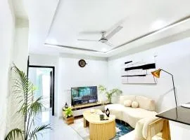 StayLux suits- 1BHK Apartment ,zameen Opal