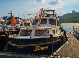 Bateau le Zimon - logement insolite, boat in Rouen
