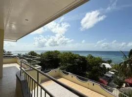 Noah Family Room with Seaview Balcony