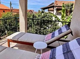 Poreč SUNNY Apartment with large balcony by Villa Mihaela