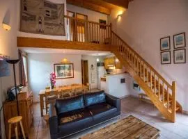 Detached holiday home with terrace in Quillan, cleaning included