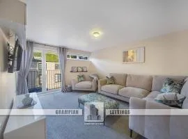 Mearns Street Lodge ✪ Grampian Lettings Ltd