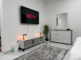 Brand new -Stylish Studio Near to Yas & Airport