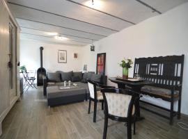 Apartment in Immerath near Vulkaneifel Spa, cleaning included, hotel v destinaci Immerath