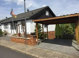 Malerisches Ferienhaus in Reil, cleaning included