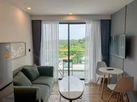 Cozy 2 bedroom apartment S7309 by IBG Property