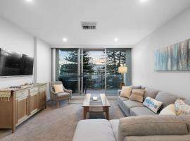 Belle Escapes - Coast on Colley Terrace, hotel in Glenelg