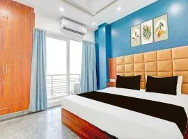 Townhouse Oak Sector 62 Paras Trinity Mall