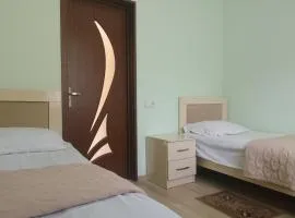 Nunu's Guesthouse
