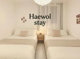Haewol Stay, Suwon Haeng-gung dong, Haeng-ri dan gil, KT Wiz park 3 minutes, 3 rooms up to 8 people, Starfield Suwon, Cozy emotional rooms for family trip, with kids