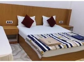 Hotel "Mateshwari Palace" Near Ramjanam Bhoomi - Temple - Fully Air Conditioned Hotel With Free Parking Free Wifi & Excellent Room Service - Best Hotel In Ayodhya