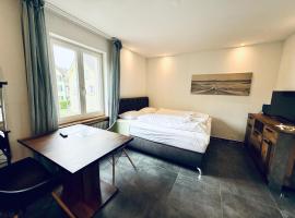 The R Apartment Weinsteig, comfort and serenity, &kappa;&alpha;&tau;ά&lambda;&upsilon;&mu;&alpha; &mu;&epsilon; &kappa;&omicron;&upsilon;&zeta;ί&nu;&alpha; &sigma;&tau;&omicron; &Sigma;&alpha;&phi;&chi;ά&omicron;&upsilon;&zeta;&epsilon;&nu;