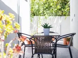 Fanouris Luxury Apartments