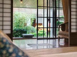 Qingquan Japanese Hot Springs, hotel com piscina em Checheng