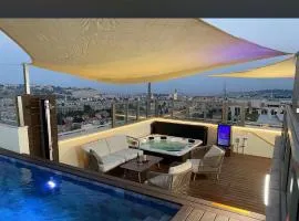 Royal suite Apt Penthouse Munbaz 4bd #140 floor 8