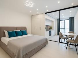 Новобудова вулиця Стрийська 45а FABRIK, hotel in Lviv