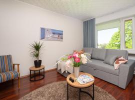 Cozy Apartment with Self Check-in & Free Parking, hotell i Pärnu