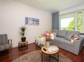 Cozy Apartment with Self Check-in & Free Parking