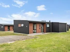 4 Bedroom Beautiful Home In Ringkøbing