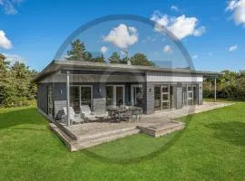 Awesome Home In Vinderup With Sauna