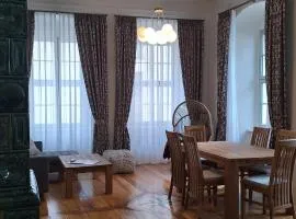 Stadtpalais Domblick-Suite 4 Zimmer mit Balkon maximal 6 Personen