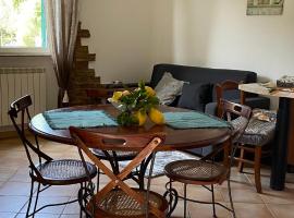 Appartamento Andora Tra gli ulivi，Molino Nuovo的飯店