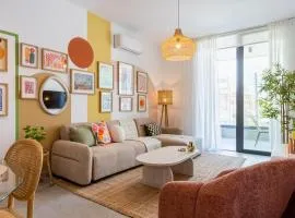 Lunette - Artful 1-BR Apartment & Balcony in Larnaca