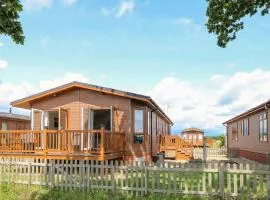 Oak Tree Holiday Lodge