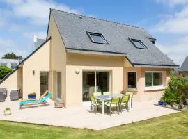 Spacieuse maison à 200m de la plage