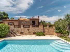 L'Oliveta 6, Emma Villas