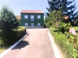 CASA PEPE embalse GRANDA Gozon
