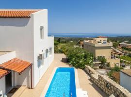 Villa Views Crete Private Pool & Sea Horizon, hotel i Kournás
