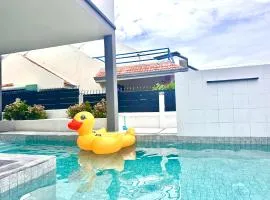 Pool Villa Italian Style in Phratamnak 5 Bedroom KTV BBQ
