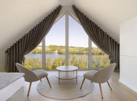 Raduńskie Zacisze, hotel a Chmielno