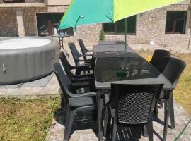The Byala Escape, Private Villa with Bar & Hot Tub