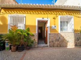 Quaint Vintage House near the Beach in Villajoyosa