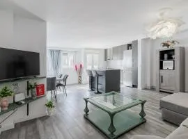 Enjoy Valencia: Deluxe Apartment with Terrace