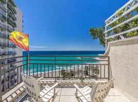 Luxury Beachfront Penthouse in Marbella: Seaviews