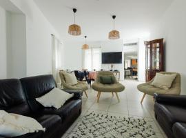 Maison Yasmyn，位于维勒班的酒店