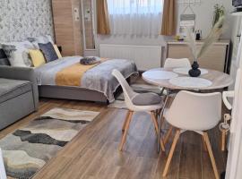 Várfal apartman, hotel cu căzi cu hidromasaj din Eger