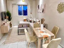 Appartement cosy 2 min aéroport Marrakech 2 chambres bien équipé