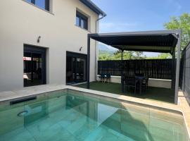 Piscine & Spa, Hotel in Le Bourgeat