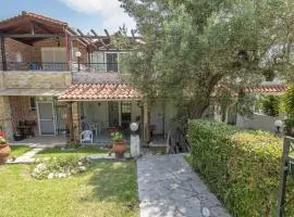 Three Sisters House by RentalsPro - Mola Kaliva Halkidiki