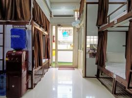 Sankalp Yatri Nivas AC dormitory, B&B di Gwalior