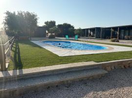 Mobile Home Bimbo, hotel v destinaci Pirovac