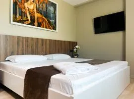 Jata Crown Hotel